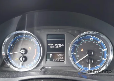 2018 Toyota Corolla Le z USA, uszkodzony, nr VIN 2T1BURHE7JC982540